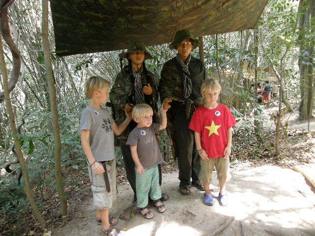 cu chi tunnel excursion, cu chi tunnel day tour Ben Duoc